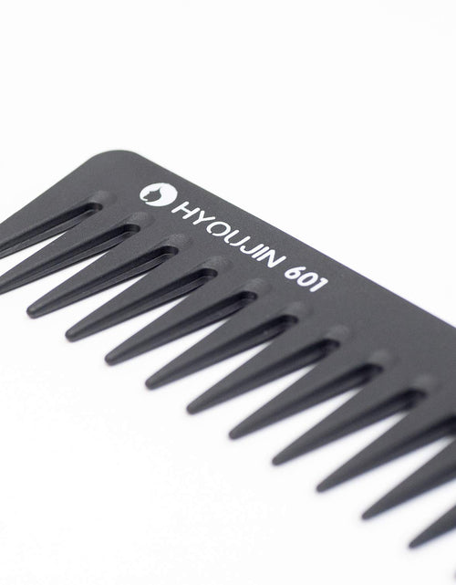 Load image into Gallery viewer, 601 Black Carbon Wide Tooth Comb Detangling Comb Detangler Hair Comb for Long Wet Hair Hair Straighten Curly Hair 230℃ Heat Resistan
